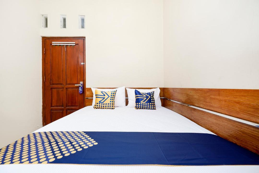 Photo of Bedroom in Laweyan