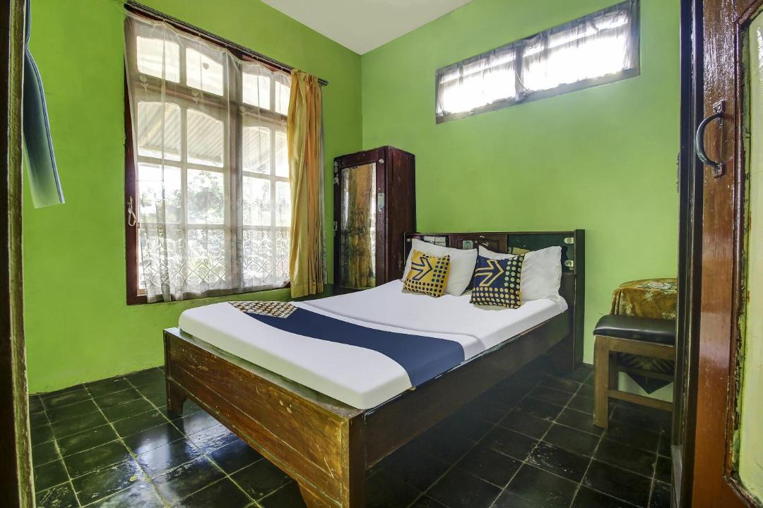Photo of Bedroom in Rendeh