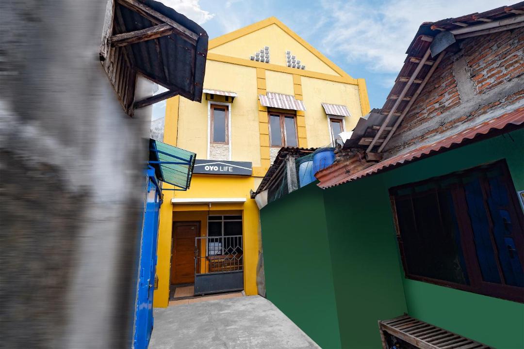 Photo of Buildings in Surakarta