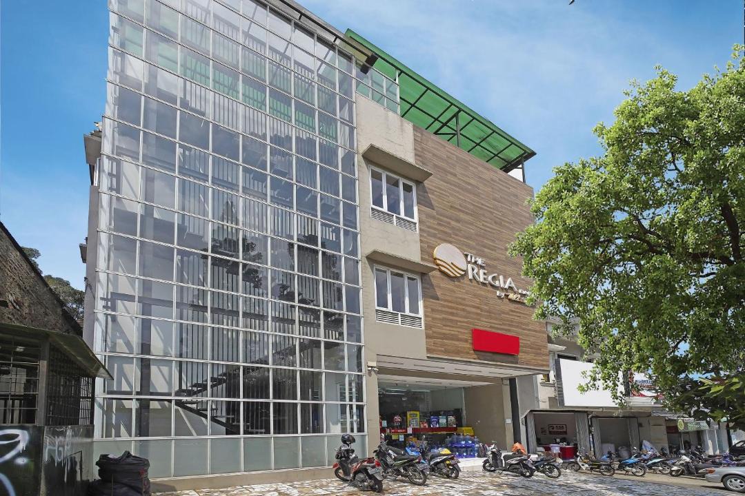 Photo of Buildings in Dago