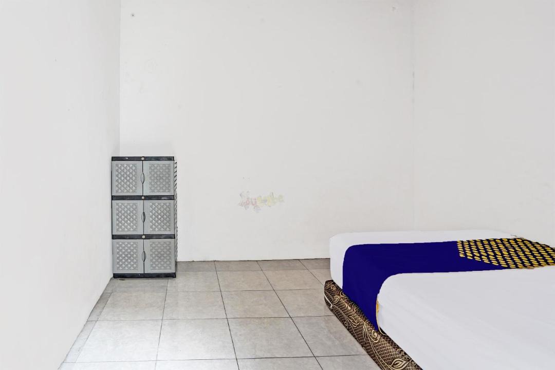Photo of Bedroom in Mojokerto