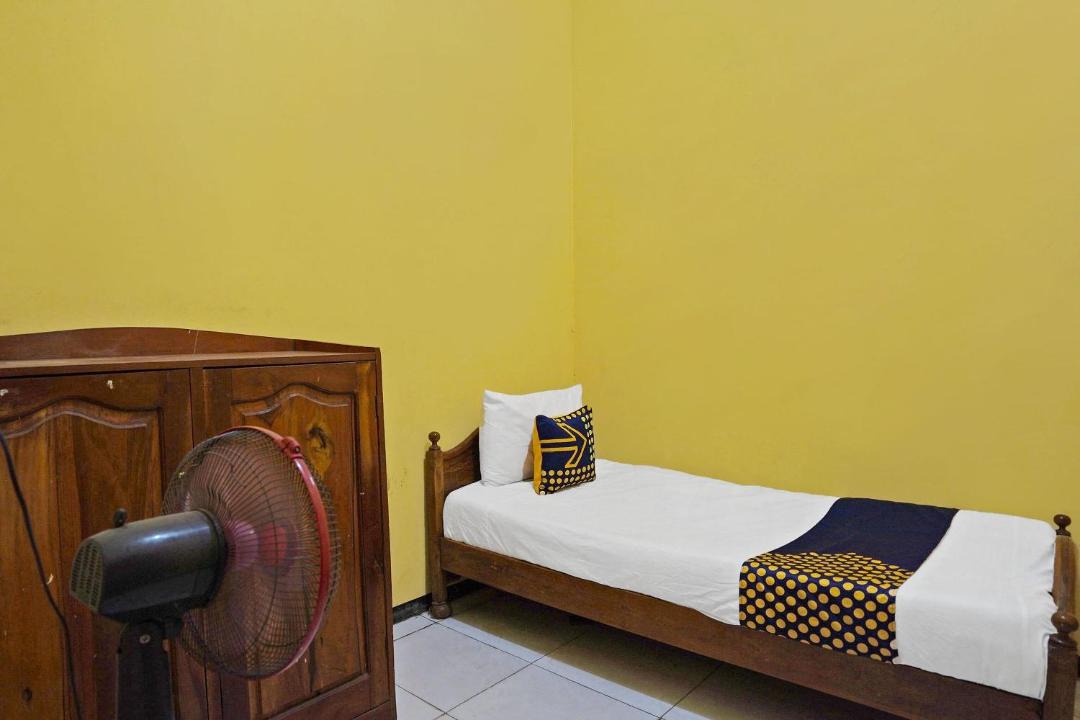 Photo of Bedroom in Mojokerto