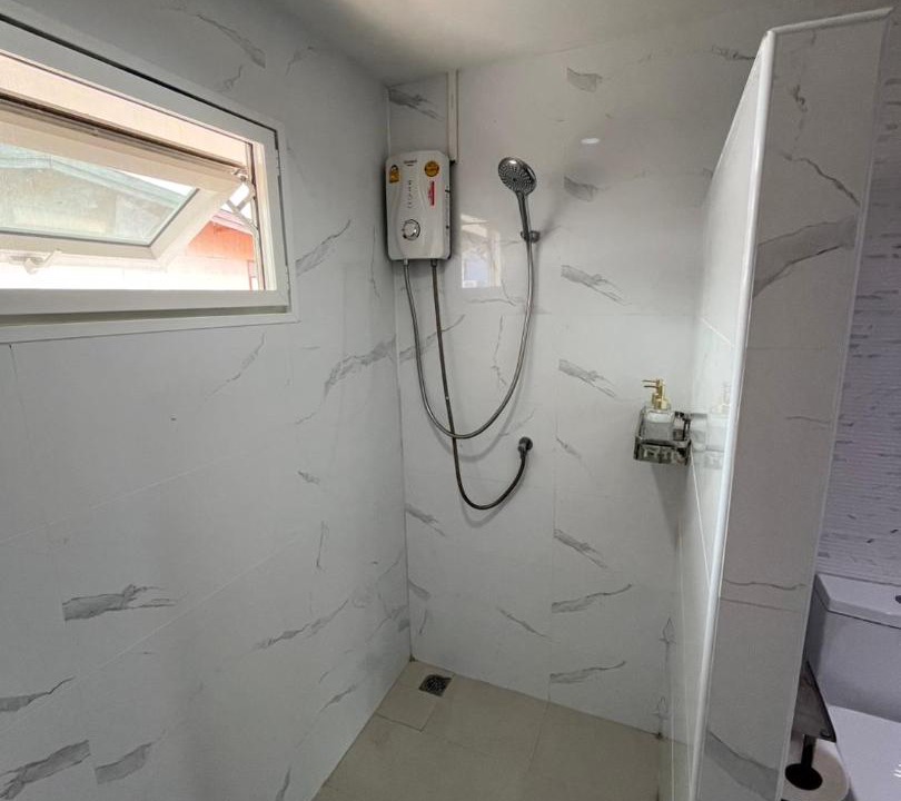 Photo of Bathroom in Taling Chan