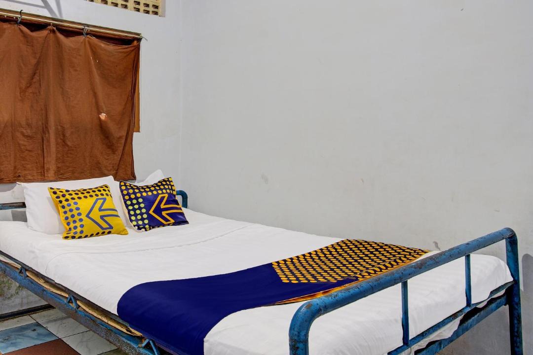 Photo of Bedroom in Hargomulyo