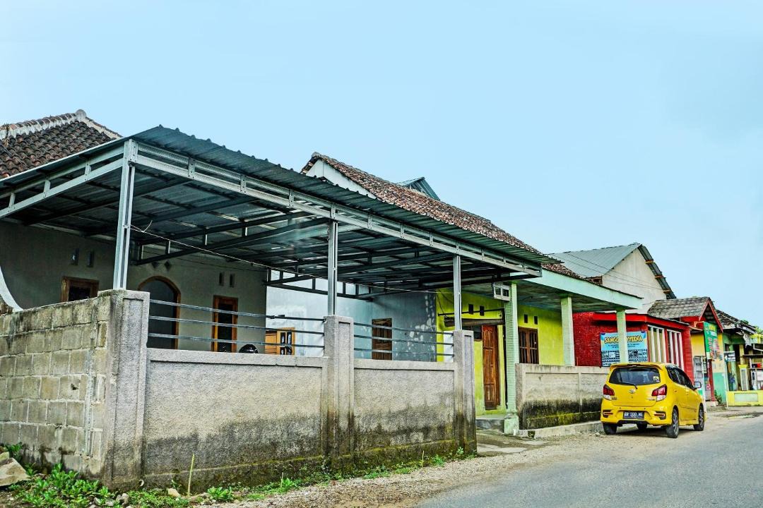 Photo of Others in Pacitan