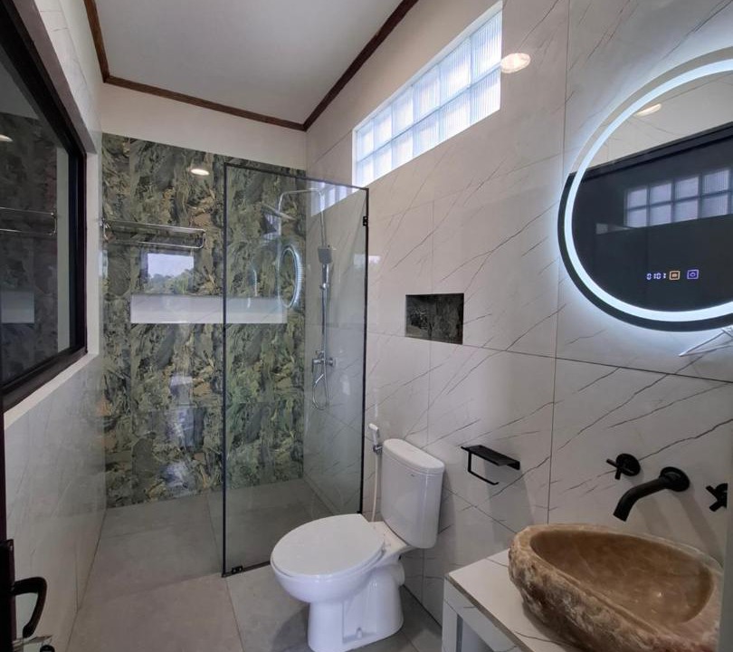 Photo of Bathroom in Batu Karas
