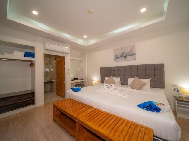 Photo of Bedroom in Koh Kaew