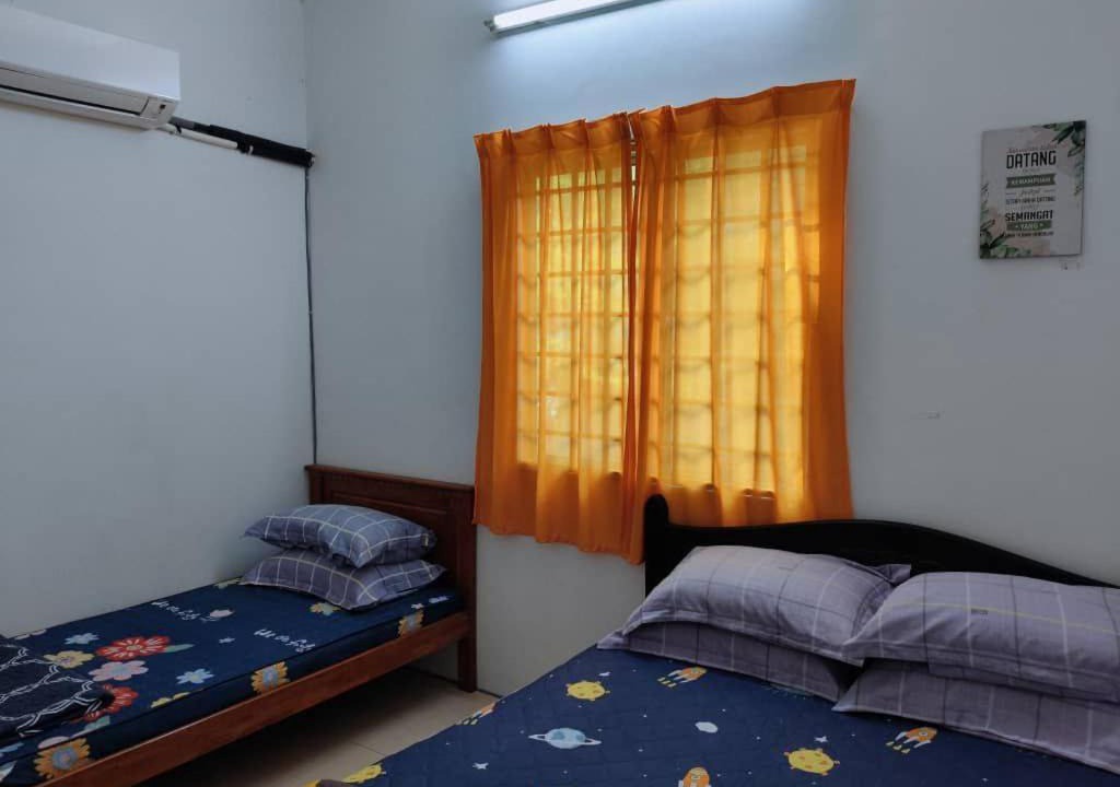 Photo of Bedroom in Kampung Tebing Rabak