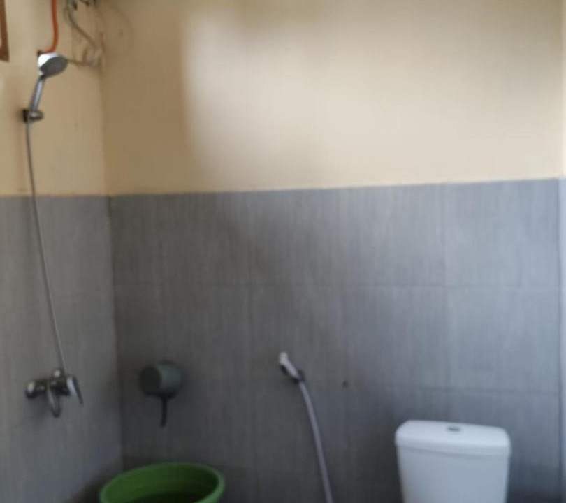 Photo of Bathroom in Batukliang