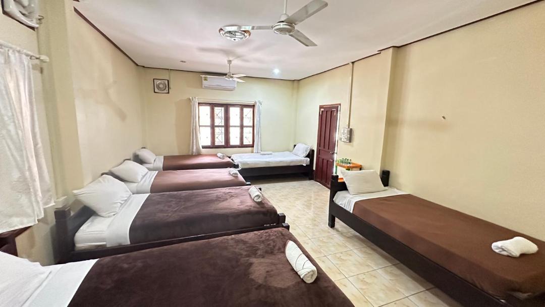 Photo of Bedroom in Pakbeng