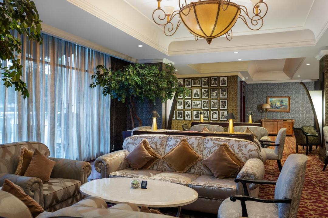 Photo of Livingroom in Malabar