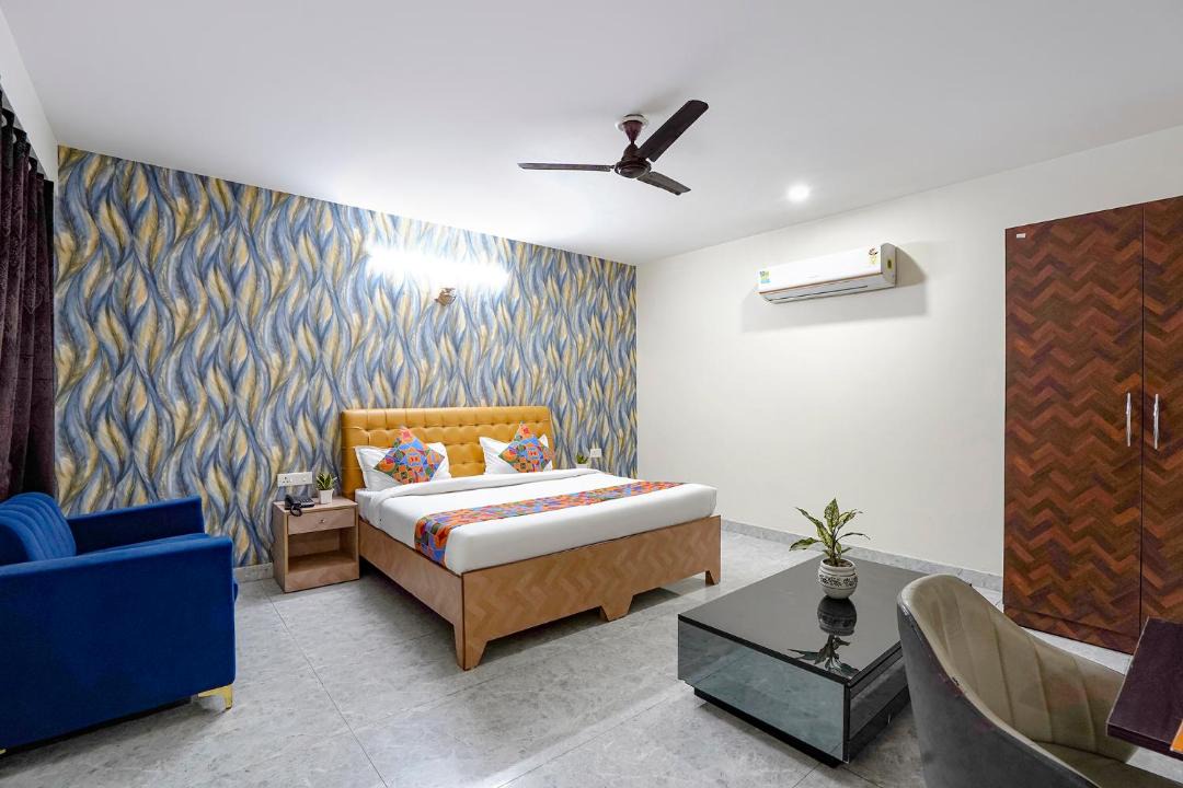 Photo of Bedroom in Sector 70