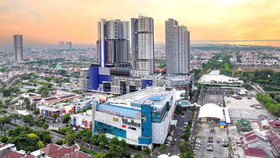 Photo of Buildings in Surabaya
