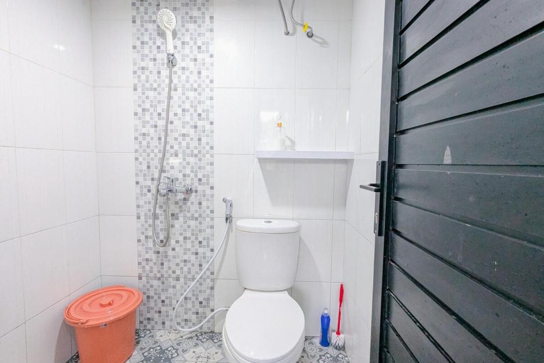 Photo of Bathroom in Dinoyo