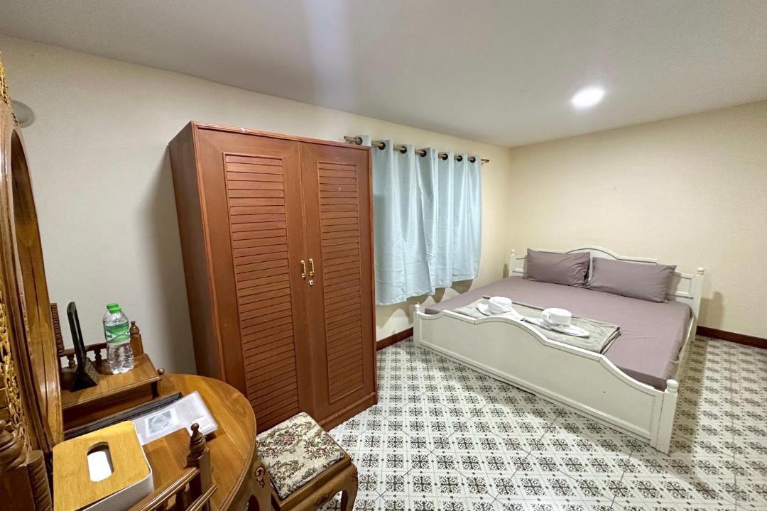Photo of Bedroom in Bang Pa-in
