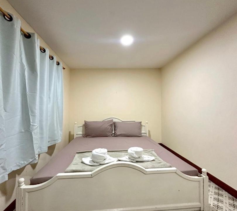 Photo of Bedroom in Bang Pa-in