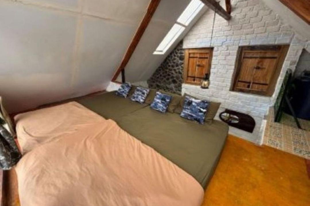 Photo of Bedroom in Rendeh