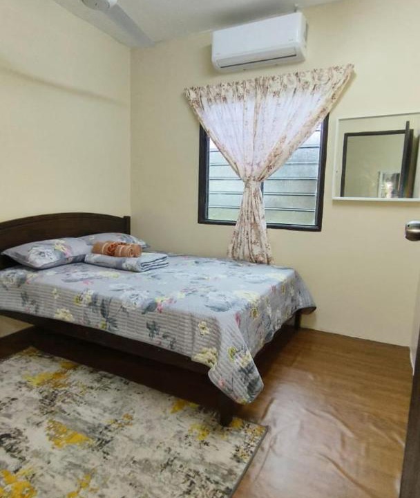 Photo of Bedroom in Parit Raja