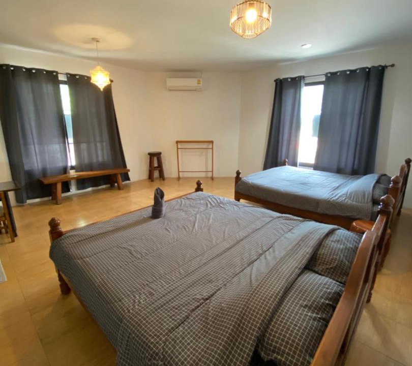 Photo of Bedroom in Hua Toei