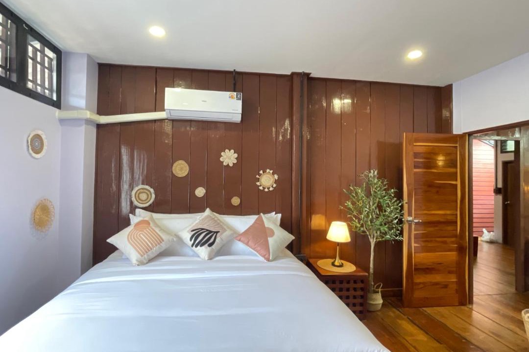 Photo of Bedroom in Bang Phra