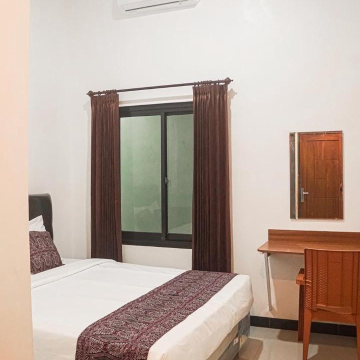 Photo of Bedroom in Ngasem