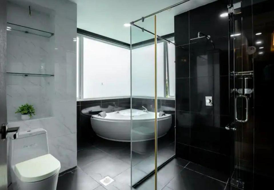 Photo of Bathroom in Kampung Datuk Keramat