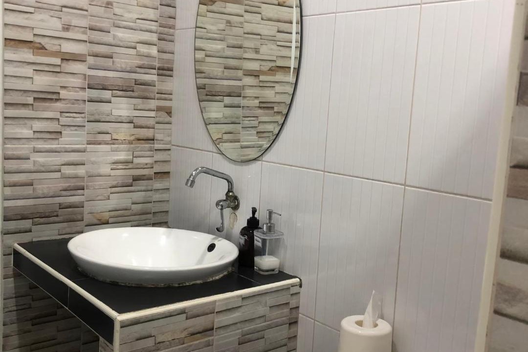Photo of Bathroom in La-ngu