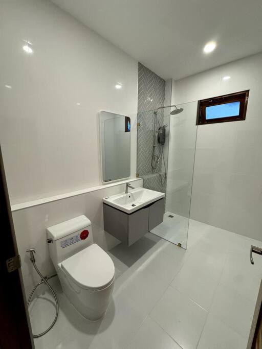 Photo of Bathroom in Chaloklum