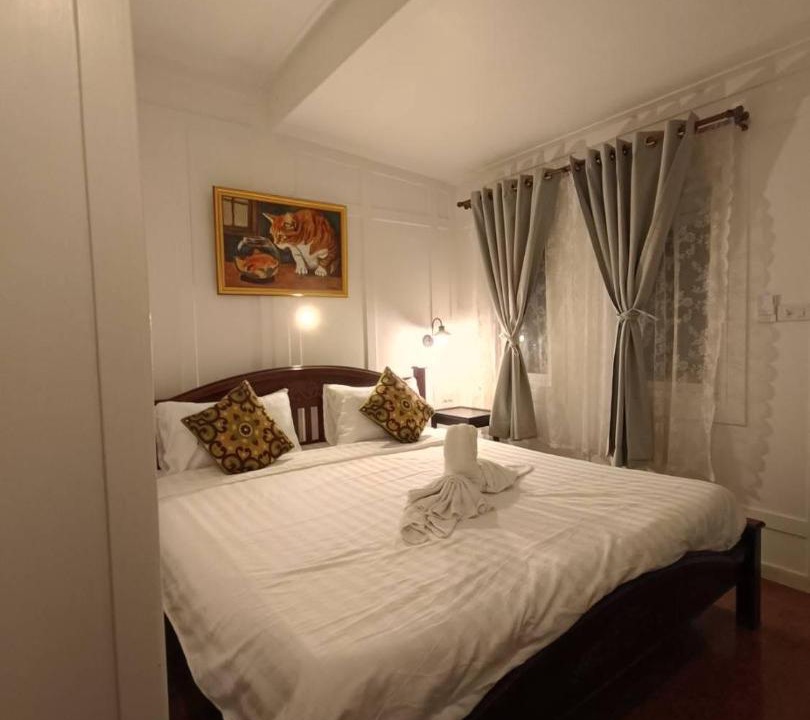Photo of Bedroom in Phra Nakhon