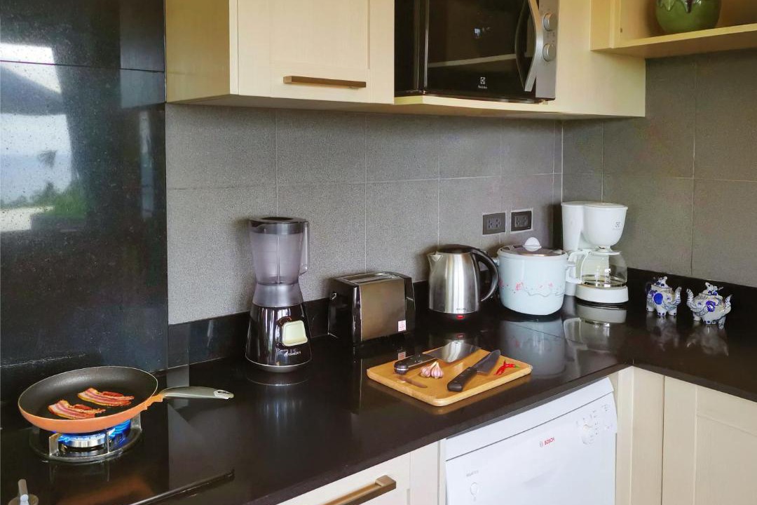 Photo of Kitchen in Laem Set