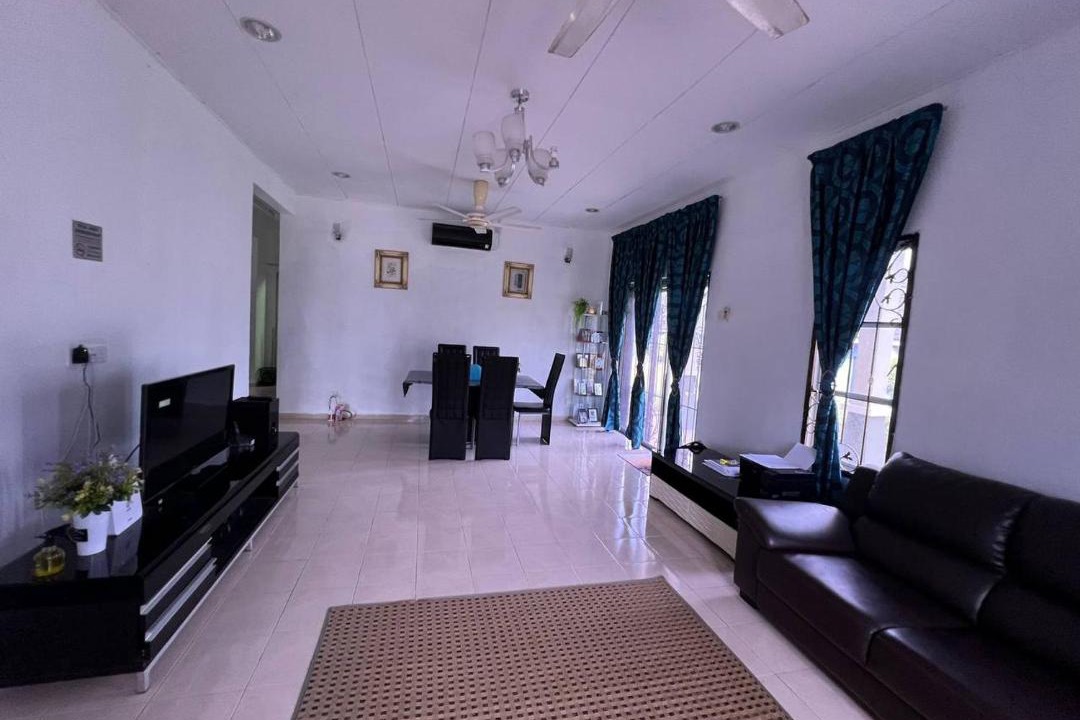 Photo of Livingroom in Kota Tinggi District