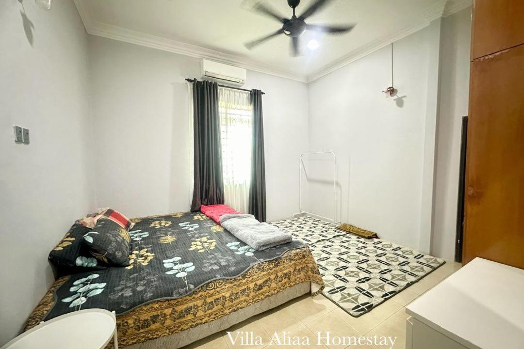 Photo of Bedroom in Kampung Telaga Nibong