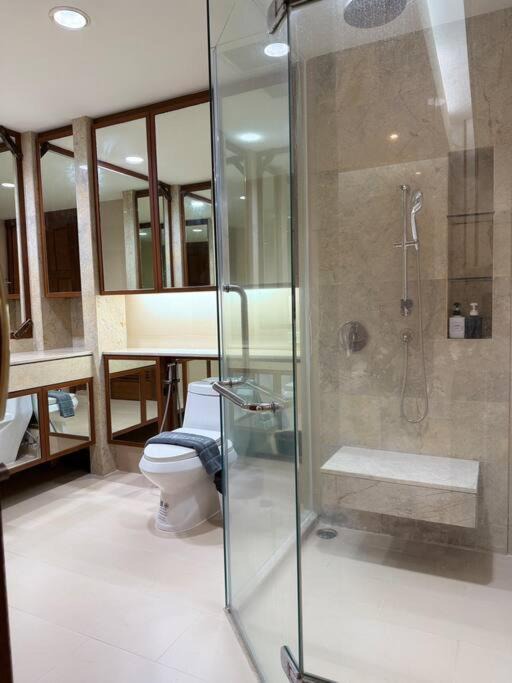 Photo of Bathroom in Khlong Toei Nuea
