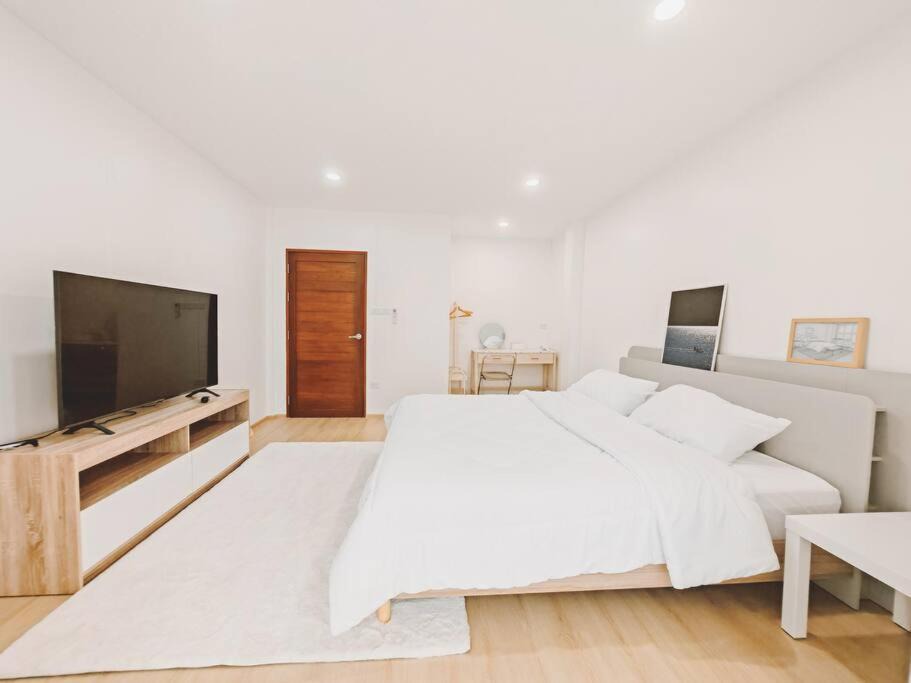 Photo of Bedroom in Saen Suk