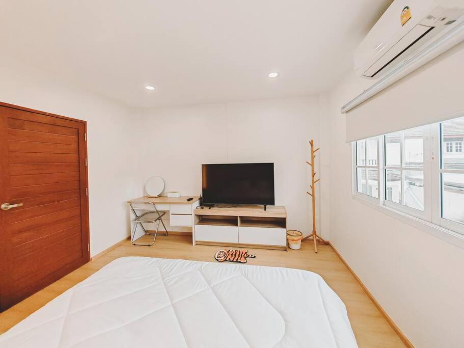 Photo of Bedroom in Saen Suk