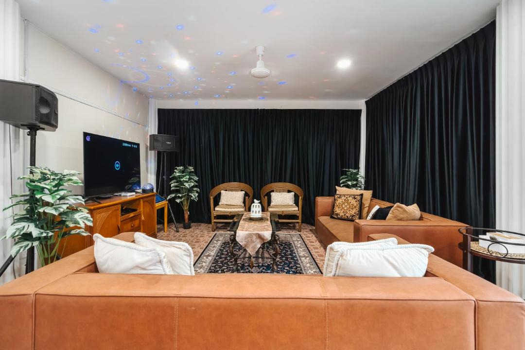 Photo of Livingroom in Central District