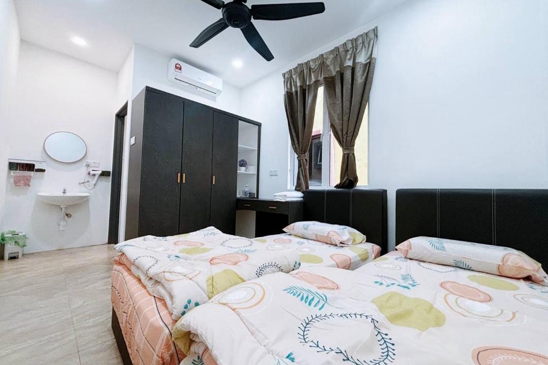 Photo of Bedroom in Durian Sebatang
