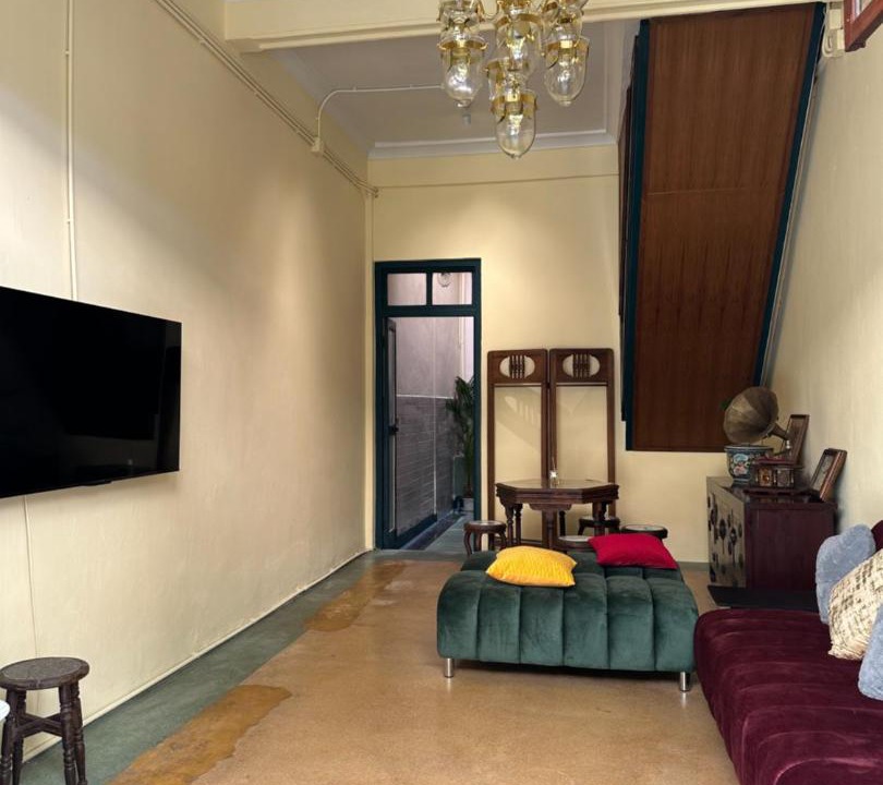 Photo of Livingroom in China Town