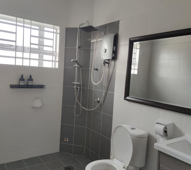Photo of Bathroom in Teras
