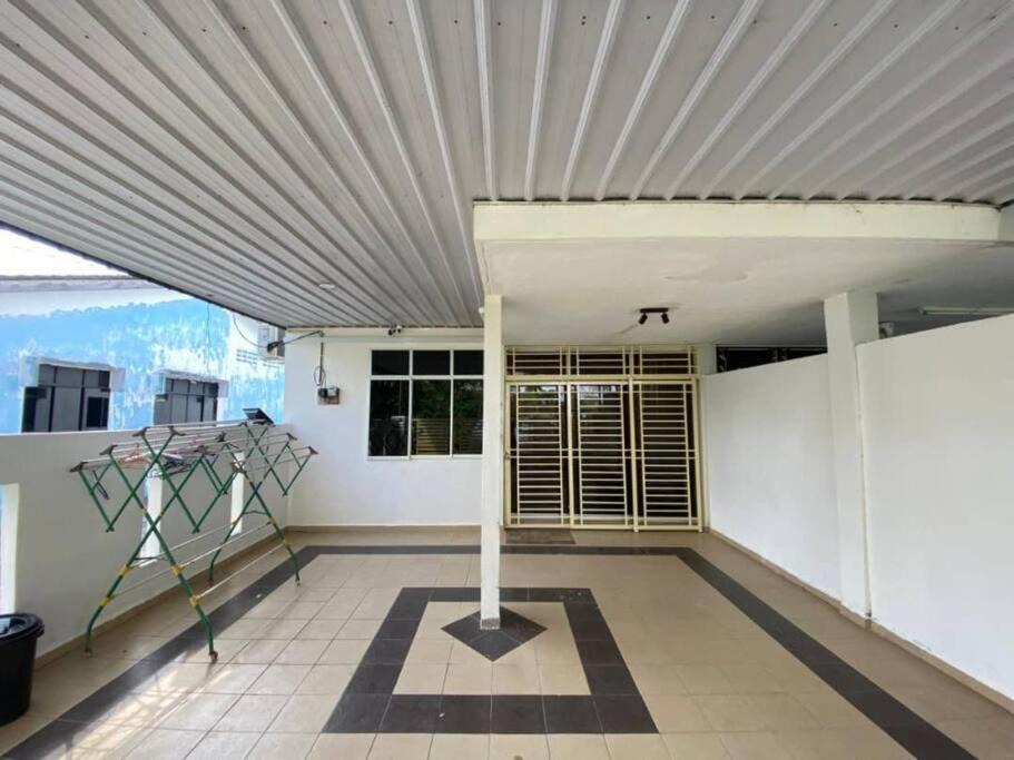 Photo of Patio Balcony in Batu Enam