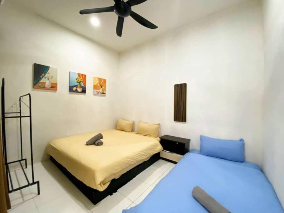 Photo of Bedroom in Batu Enam