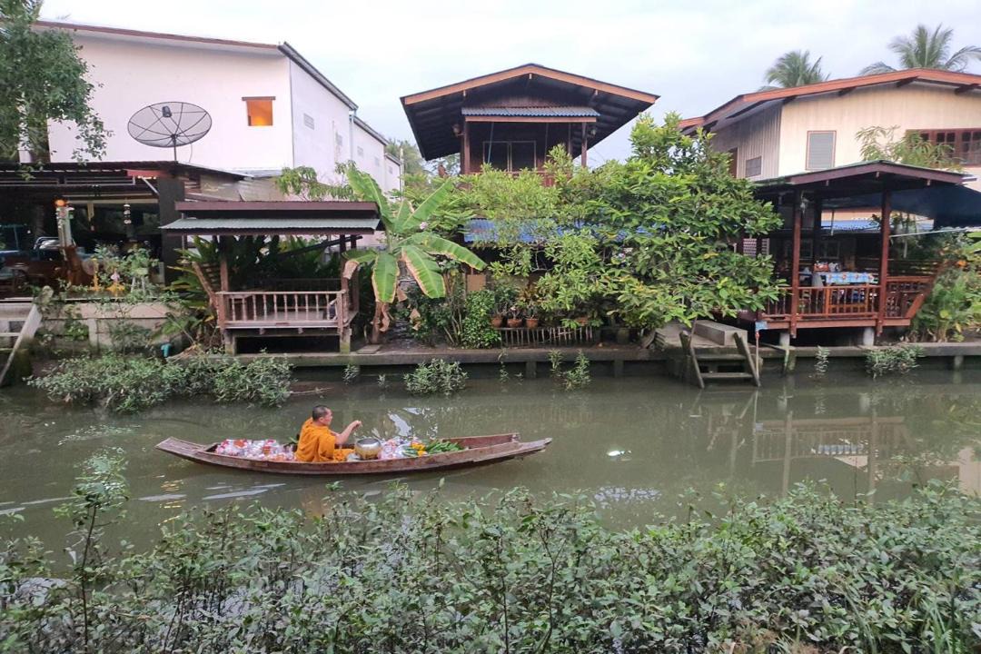 Photo of Others in Amphawa
