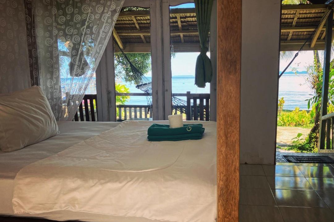 Photo of Bedroom in Pulau Unauna