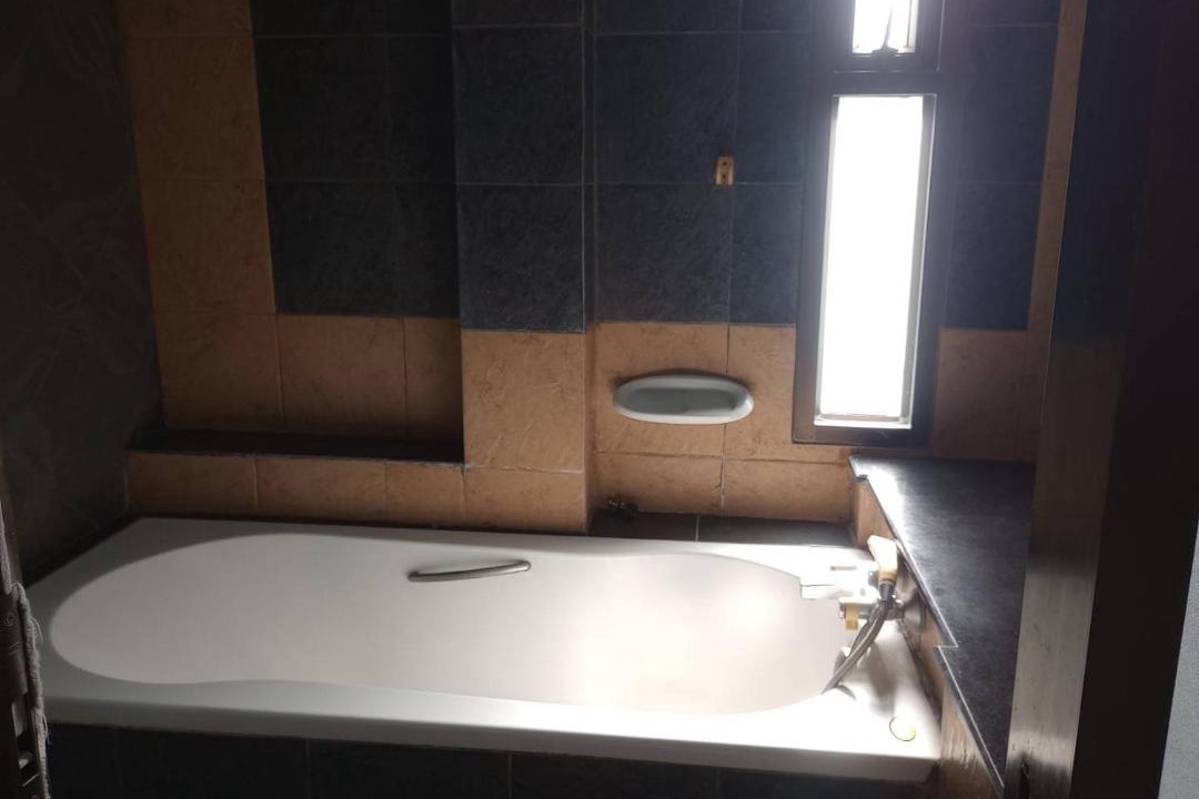 Photo of Bathroom in Khlong Thanon