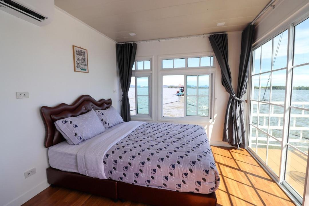 Photo of Bedroom in Khlung