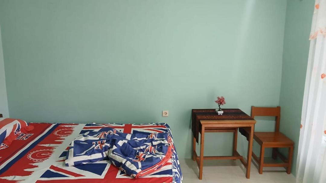 Photo of Bedroom in Moni