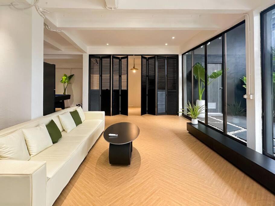 Photo of Livingroom in Asoke