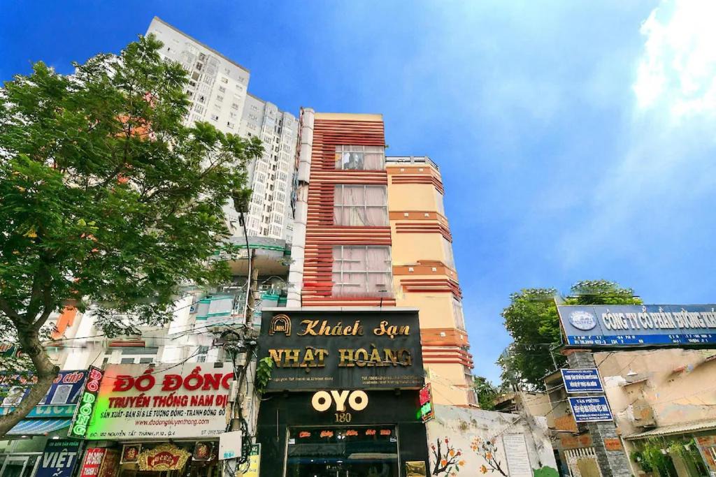 Photo of Buildings in District 4