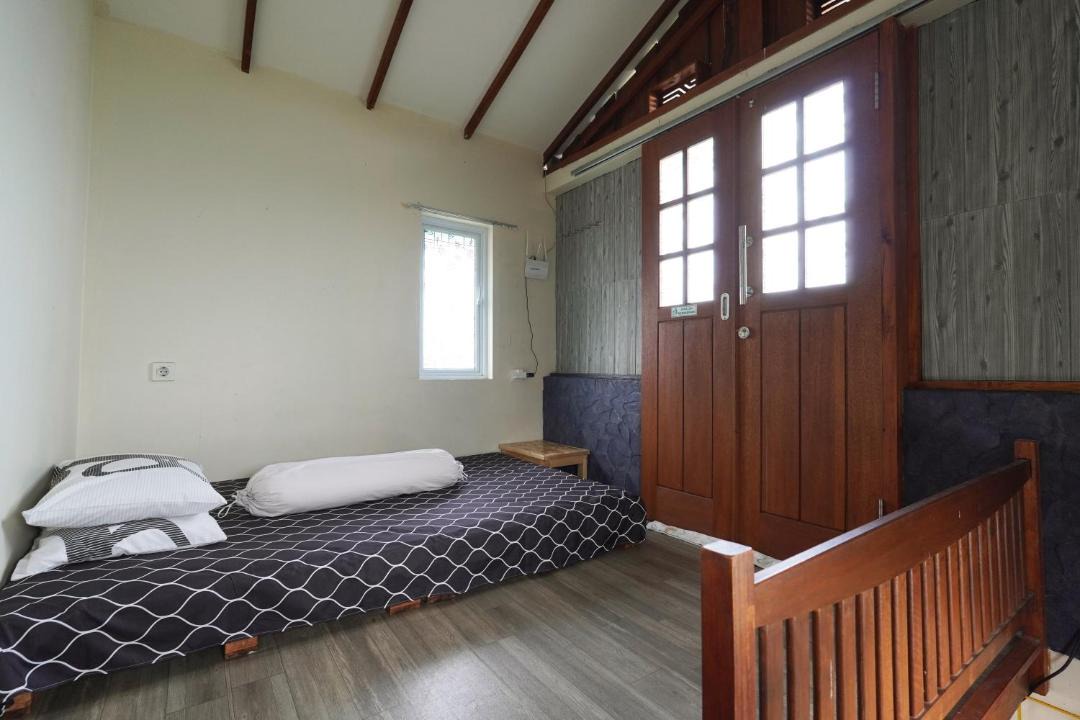 Photo of Bedroom in Ciwidey