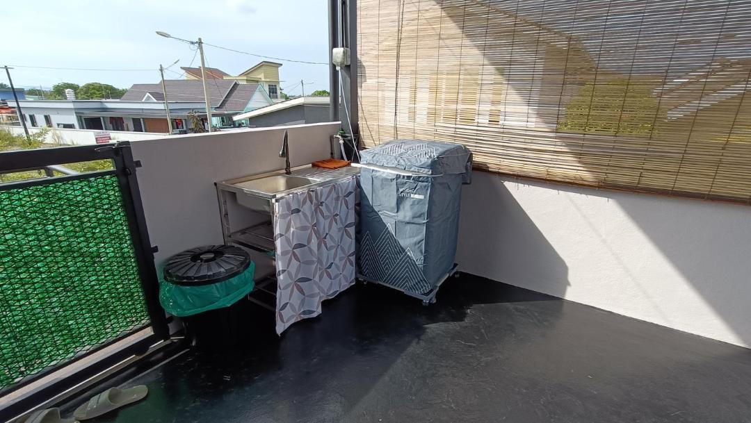 Photo of Patio Balcony in Kampung Bukit Pelanduk